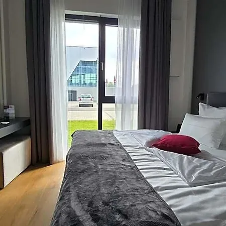Hotell Frames Gmbh 4*