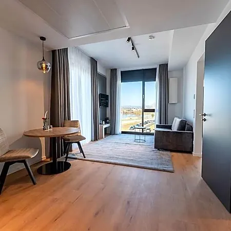 Hotell Frames Gmbh Lehmen